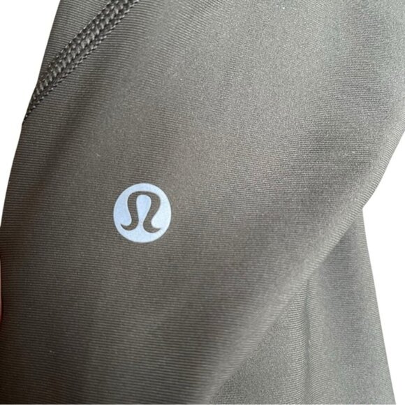 Lululemon Tight Stuff Tight II Size 8 Dark Olive Green - Picture 10 of 12